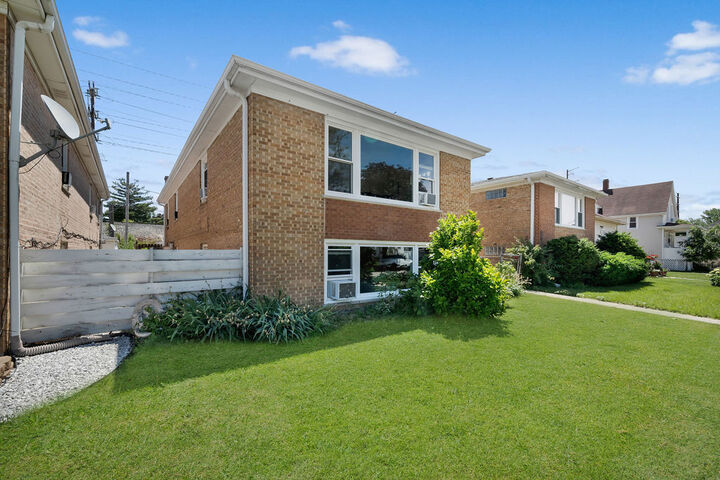Property Photo:  223 30th Avenue  IL 60104 