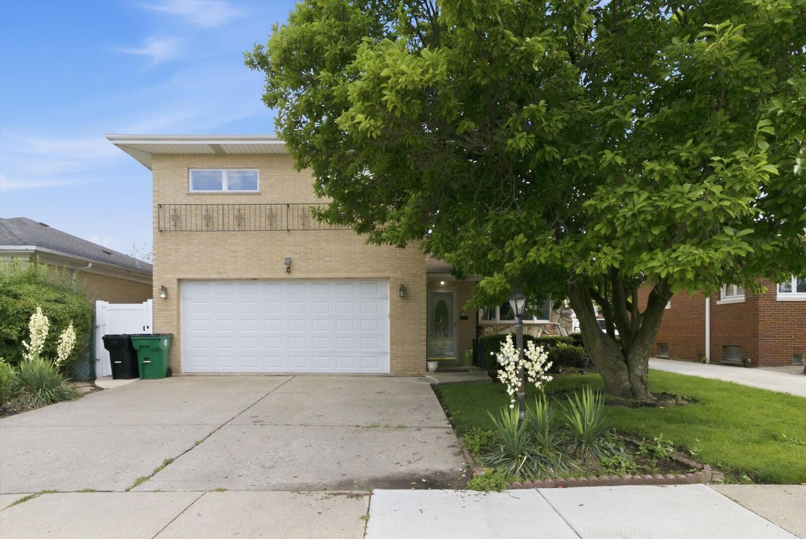 Property Photo: 10623 Windsor Drive IL 60154