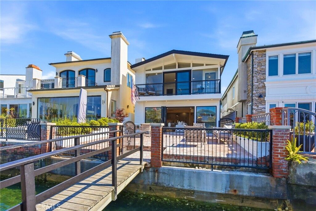 Property Photo:  3810 Channel Place  CA 92663 