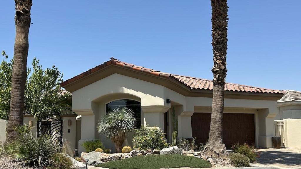 Property Photo: 370 Gold Canyon Drive CA 92211