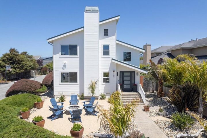 Property Photo:  201 Miramontes Avenue  CA 94019 