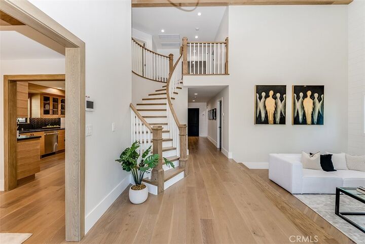 Property Photo: 14803 Otsego Street CA 91403