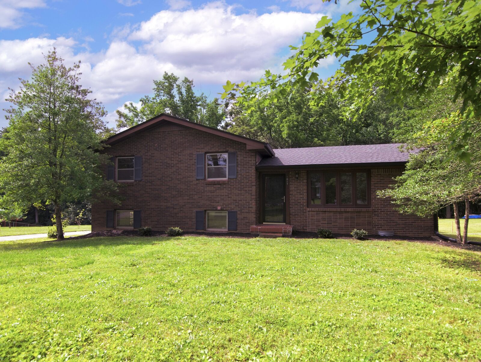 Property Photo:  1017 Jackson Heights Rd  TN 37072 