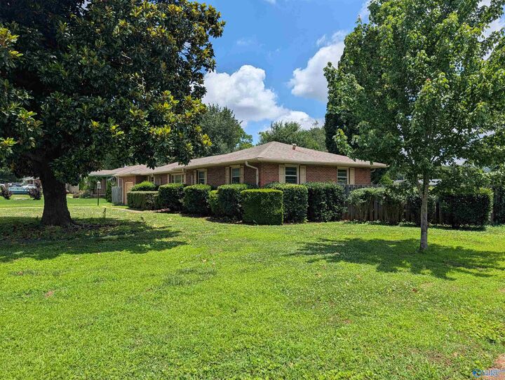 Property Photo: 2100 Fairfax Street NE AL 35811