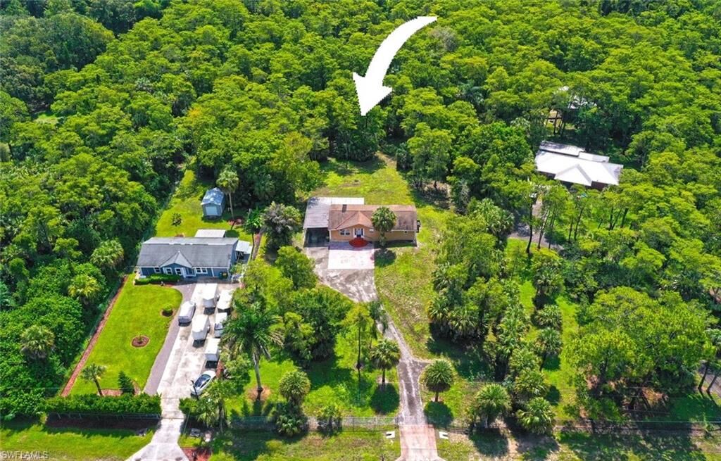 Property Photo:  160 19th St NW  FL 34120 