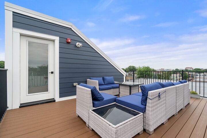 Property Photo:  32 Pearl St 4  MA 02125 