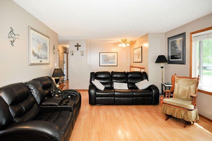 Property Photo: 6606 44 Avenue AB T4V 2T9