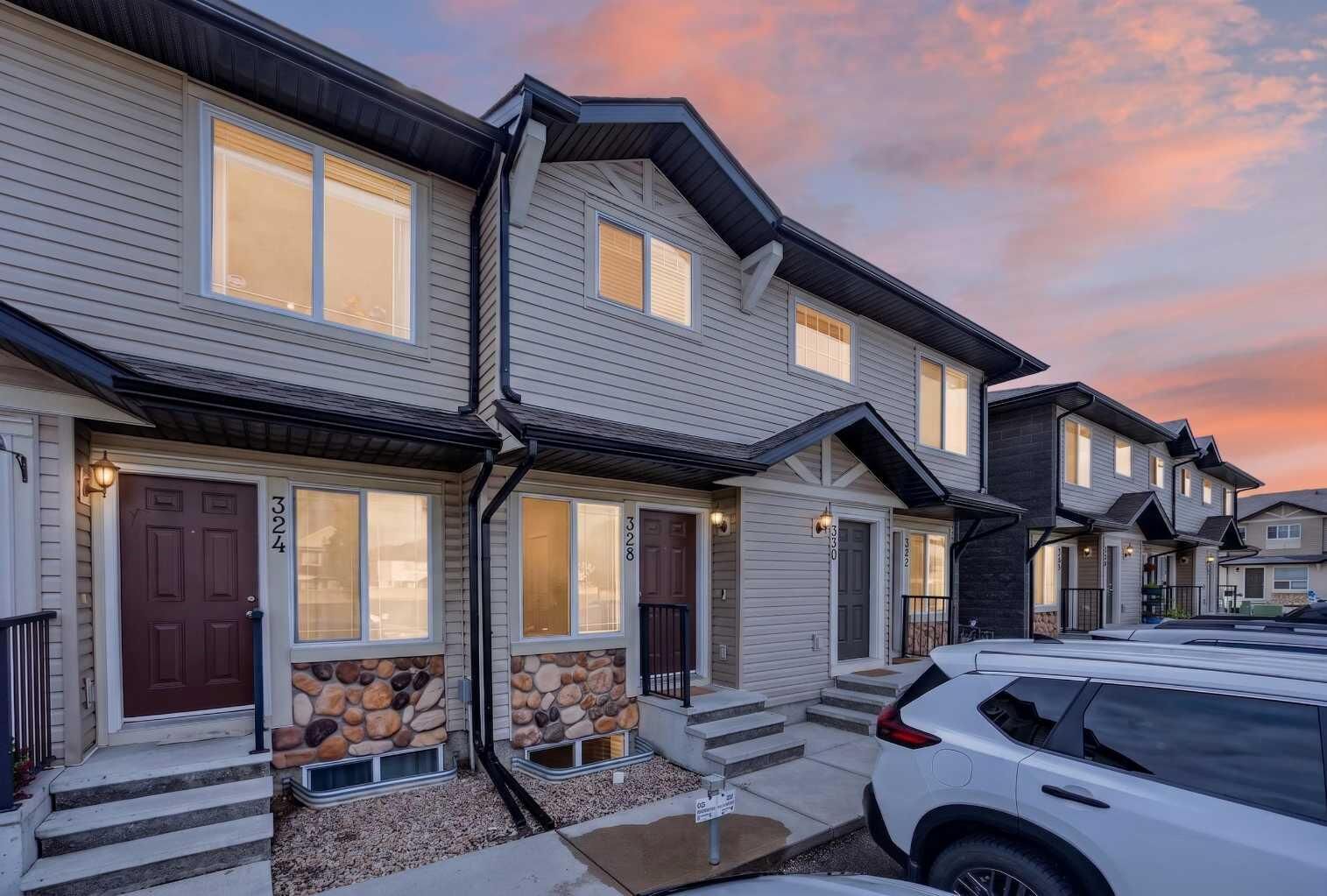 Property Photo: 328 Saddlebrook Point NE AB T3J 0G5