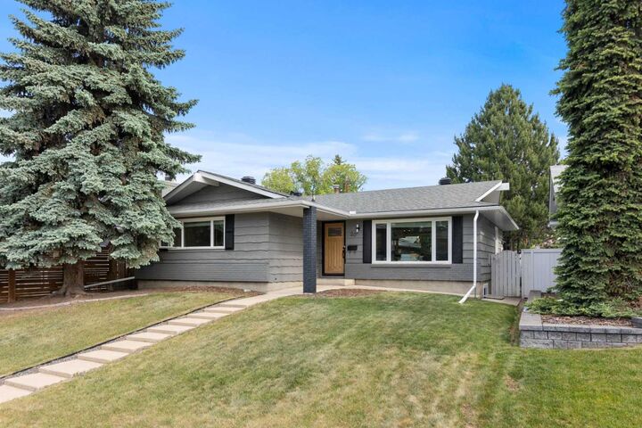 Photo de la propriété: 20 Mapleburn Drive SE AB T2J 1Y4