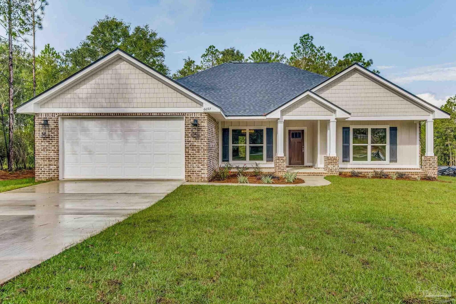 Property Photo:  4304 Watkins St  FL 32571 