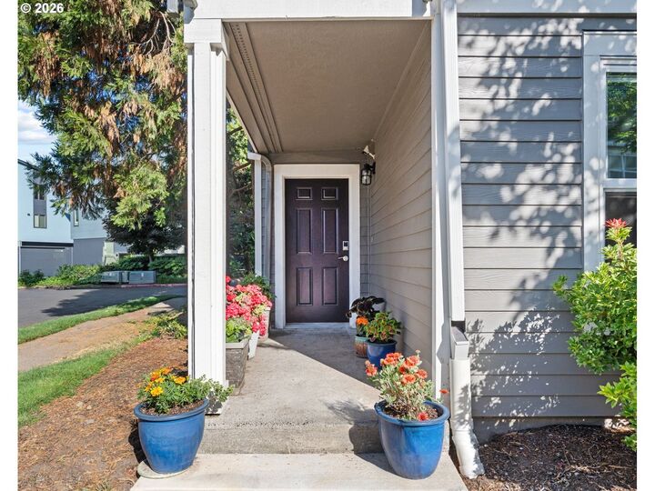 Property Photo: 1728 SE Halyard Ln WA 98661