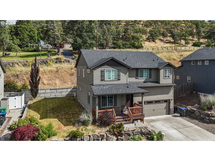 Property Photo:  2538 Denton St  OR 97058 