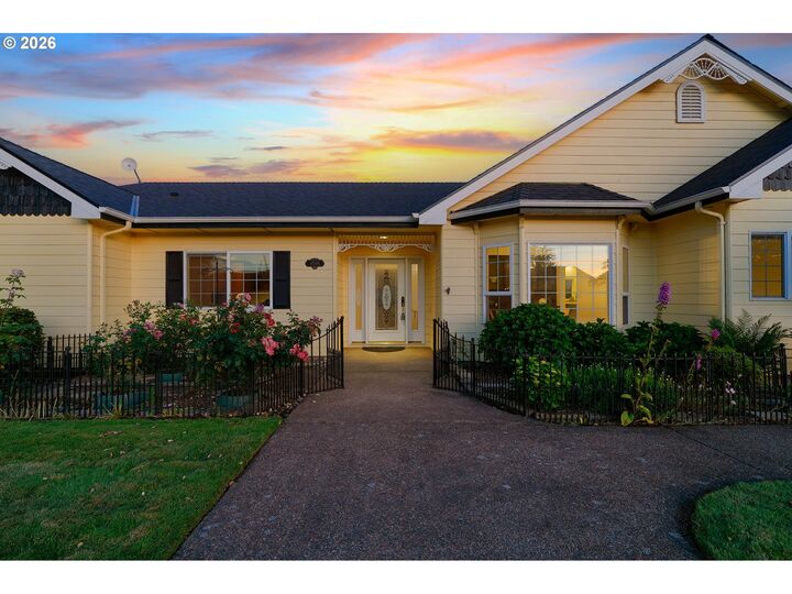 Property Photo:  9595 SW Bayou Dr  OR 97128 