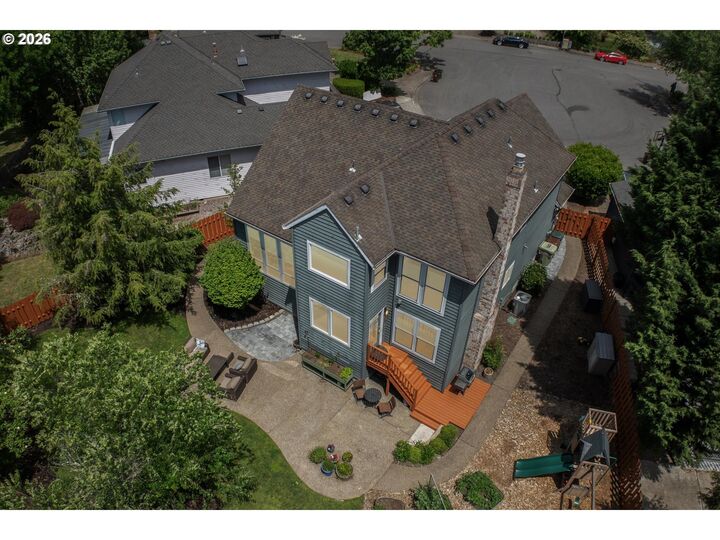 Property Photo: 17958 NW Lone Rock Dr OR 97229
