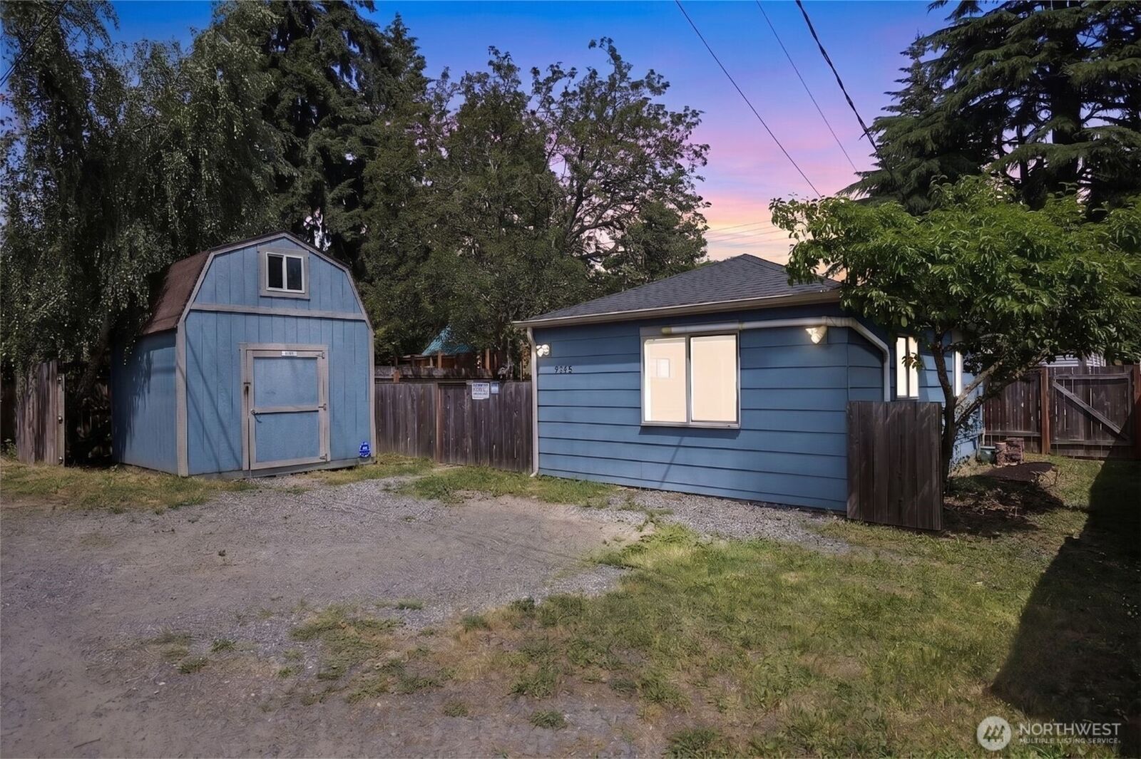 Property Photo:  9745  Evanston Avenue N B  WA 98103 