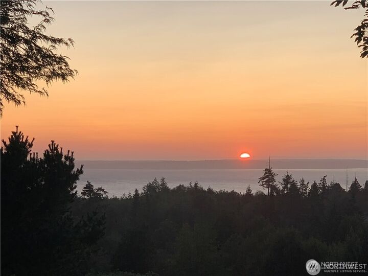 Property Photo:  673  Majestic View Lane  WA 98282 