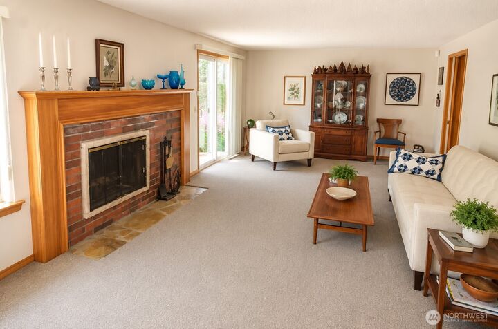 Property Photo: 4102 227th Place SW WA 98043