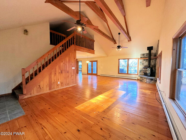 Property Photo:  109 Mountain Laurel Lane  PA 18464 