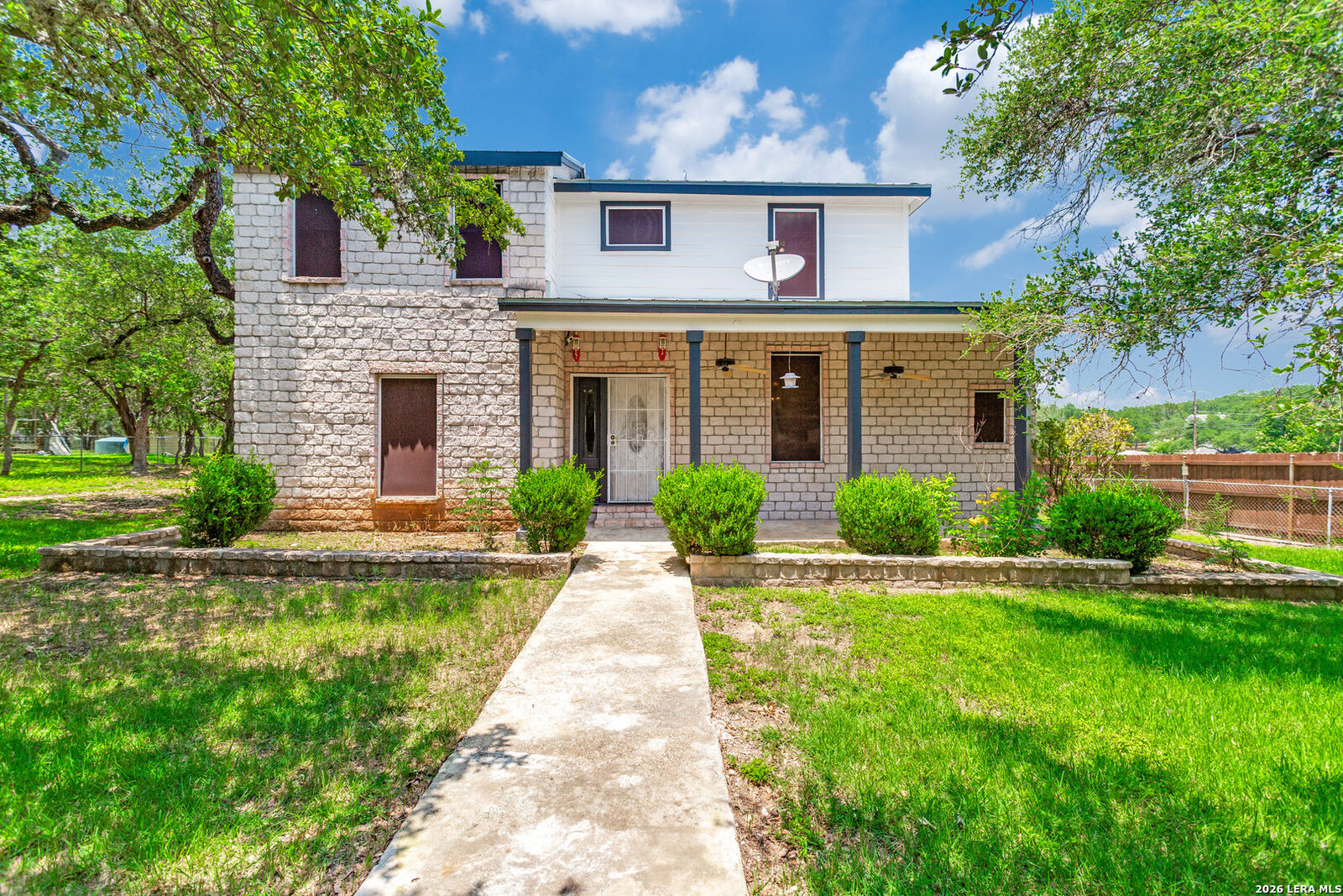 Property Photo: 1207 Langdon TX 78260