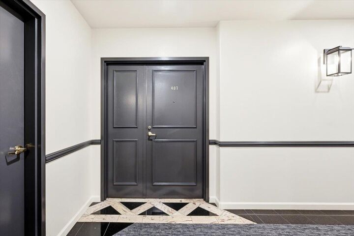 Property Photo:  200 Sheridan Avenue 407  CA 94306 