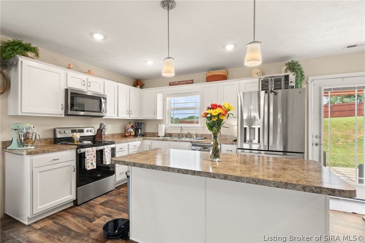 Property Photo: 9043 Woodford Drive B IN 47111