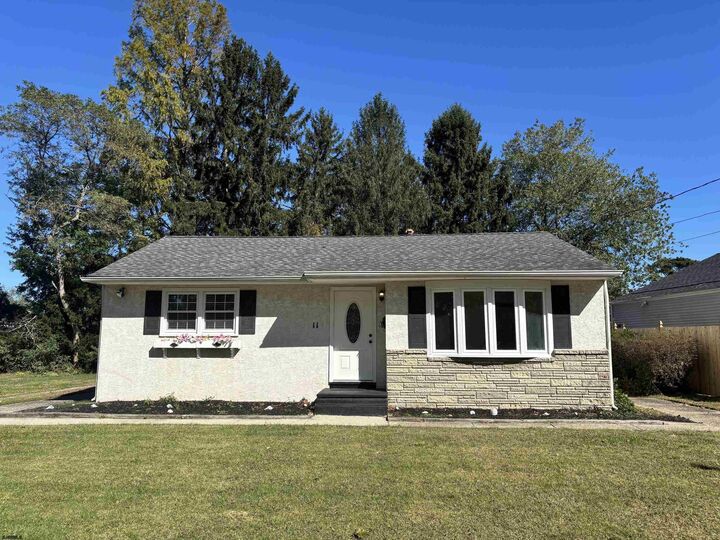 Property Photo: 11 Oxford Dr NJ 08244