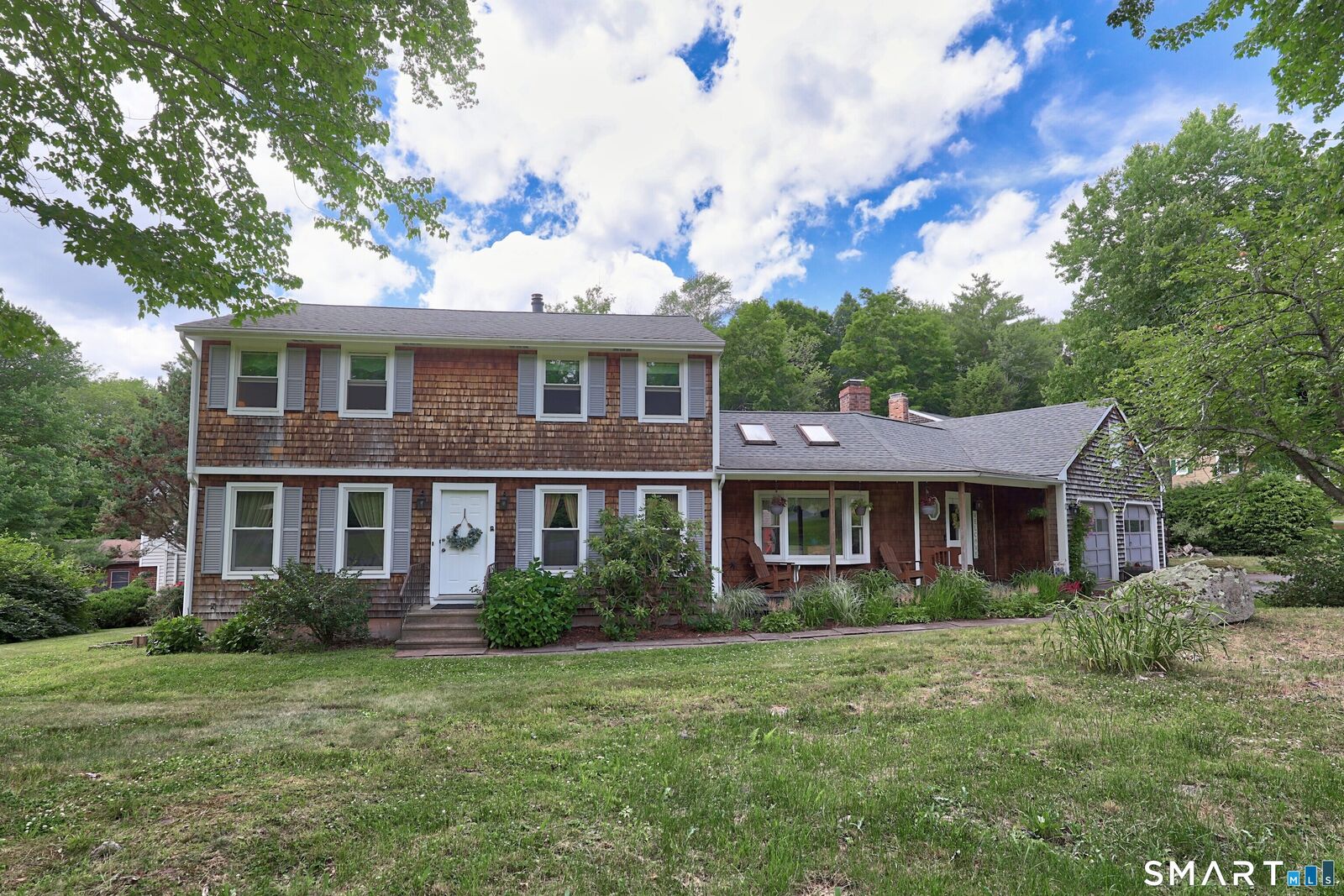 Property Photo:  2 Meadowside Drive  CT 06085 