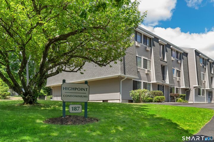 Property Photo:  187 Flax Hill Road D11  CT 06854 