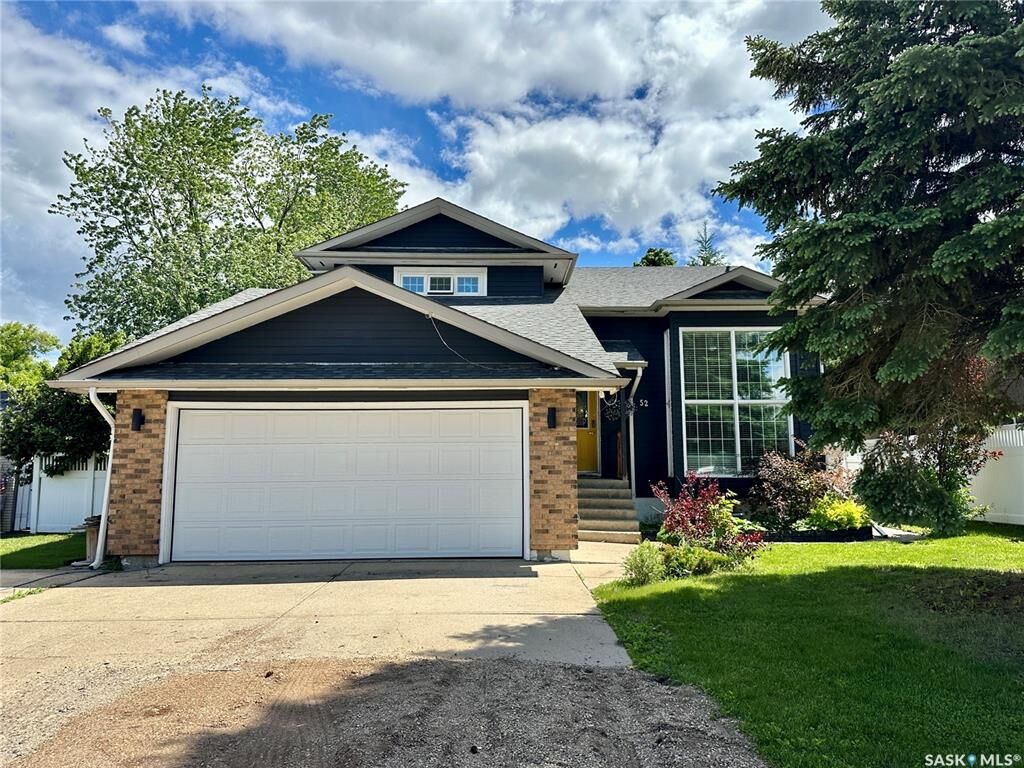 Property Photo: 52 Windfield Place SK S3N 3P8