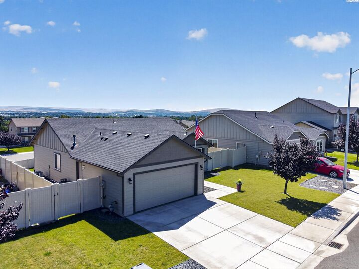 Property Photo:  5714 Chapel Hill Blvd  WA 99301 