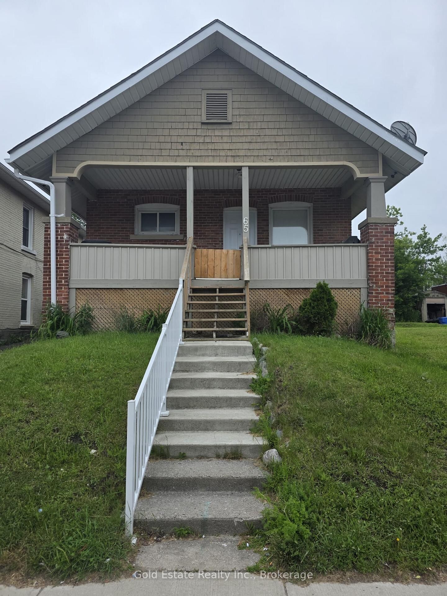 Property Photo: 65 Front Street S ON L3V 4S2