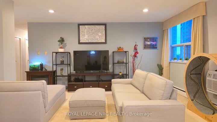 Property Photo: 35 Towering Heights Boulevard 1108 ON L2T 3G8
