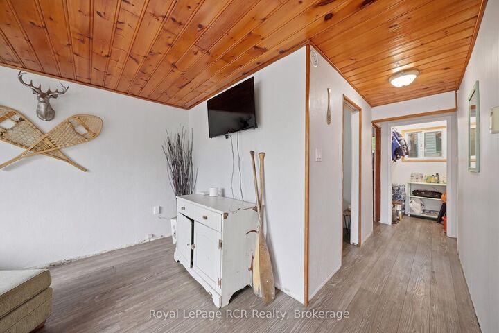 45 Andrew Drive — photo 1