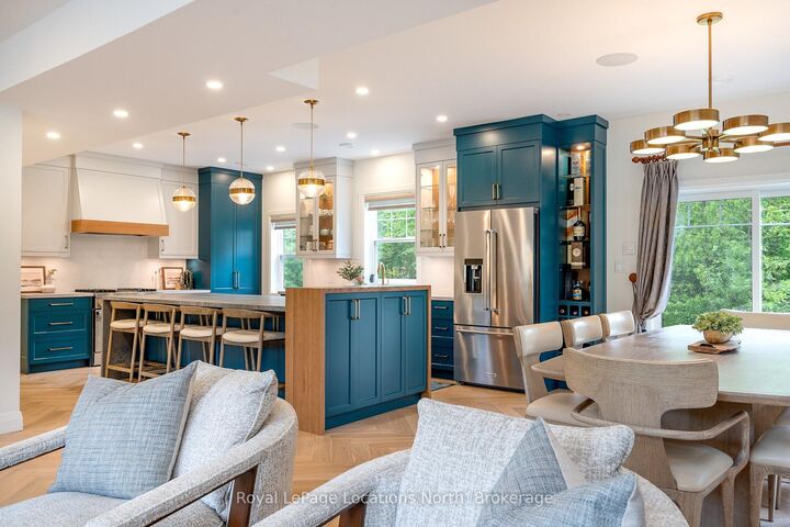 Property Photo: 4 Woodview Drive ON L9Y 3Y9