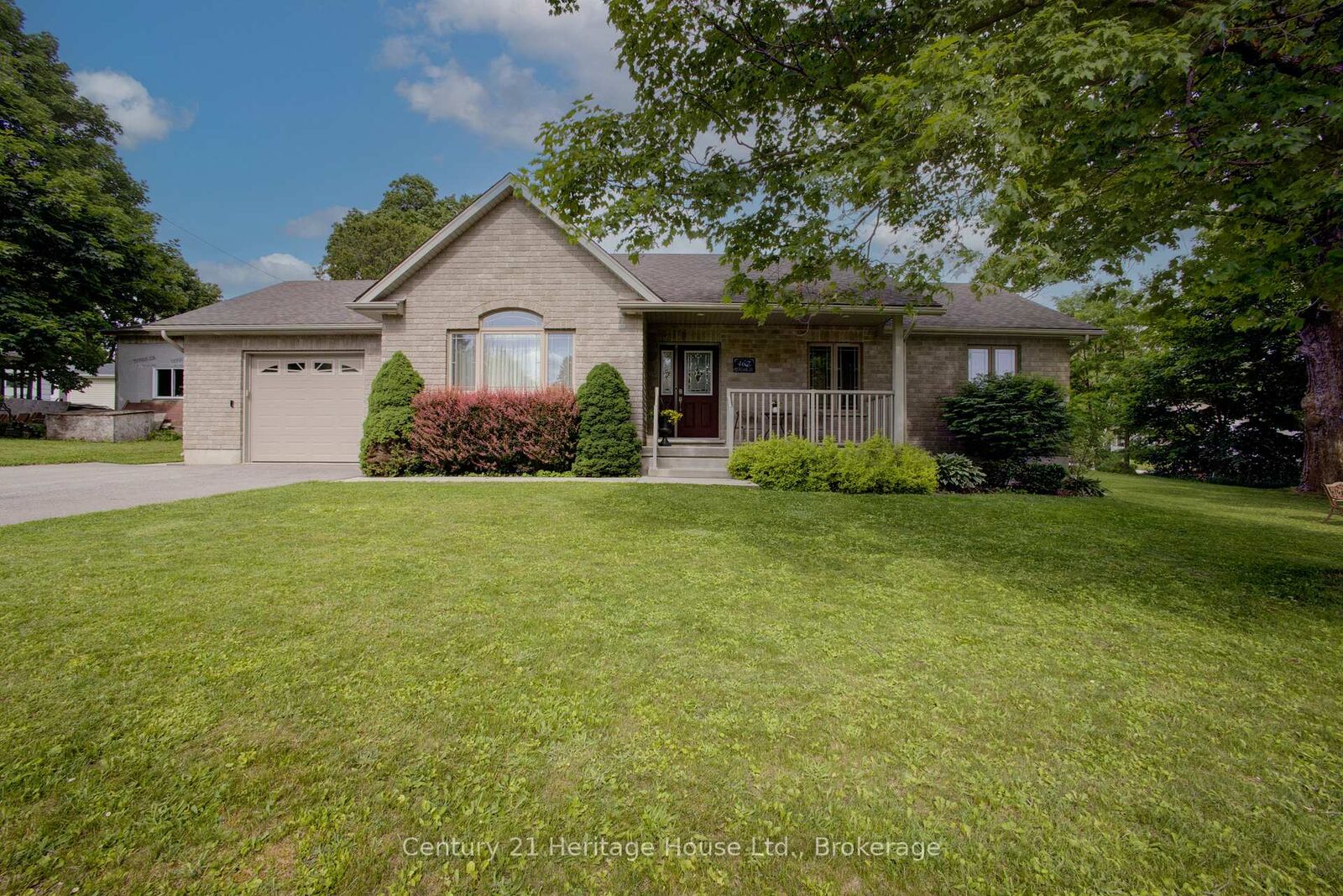 Property Photo: 467 William Street N ON N0G 1R0