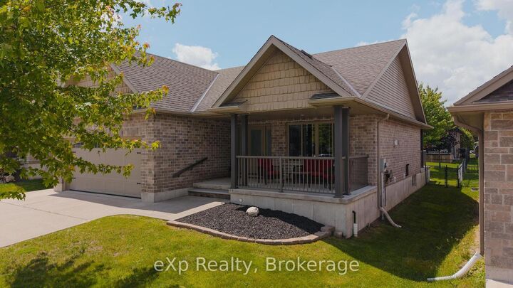 Property Photo:  180 Ruby's Crescent  ON N0G 2L2 