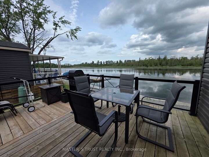 657 Thunder Bridge Road W5 — photo 1