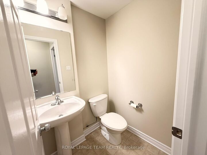 236 Paseo Private 2 — photo 1