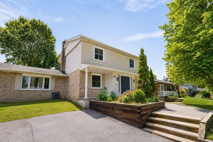 27 Wadsworth Drive — photo 1
