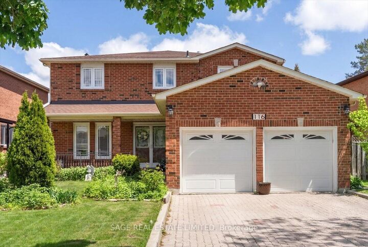 116 Butterfield Crescent — photo 1