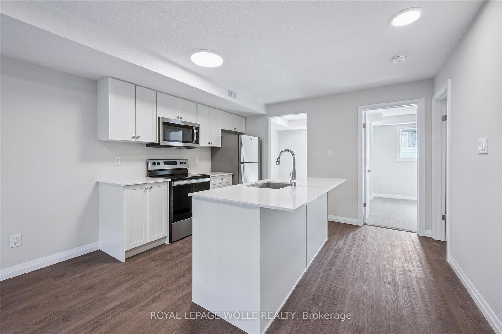 Property Photo:  410 Northfield Drive W D13  ON N2L 0A6 
