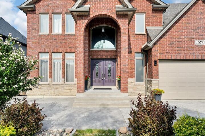 Property Photo: 1078 Charlotte Crescent ON N0R 1A0