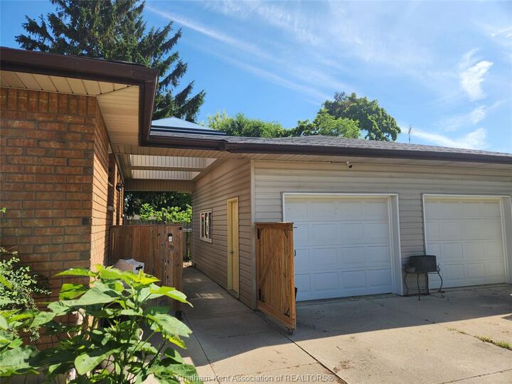 Property Photo: 222 Catherine Street ON N0P 1A0