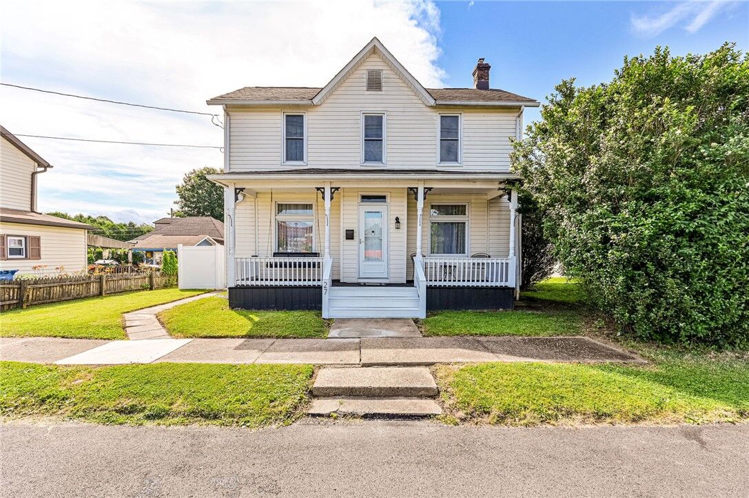 Property Photo: 27 Oak St PA 15650