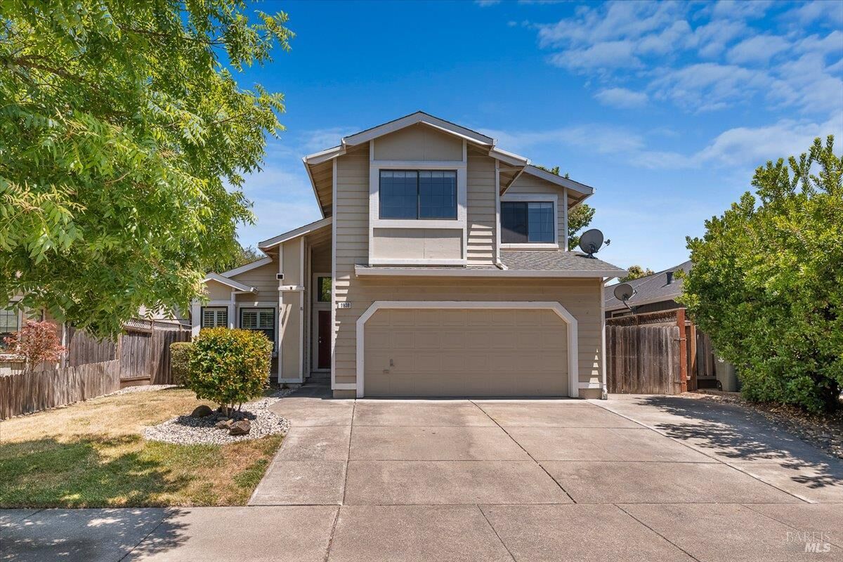 Property Photo: 1938 Gambels Way CA 95403