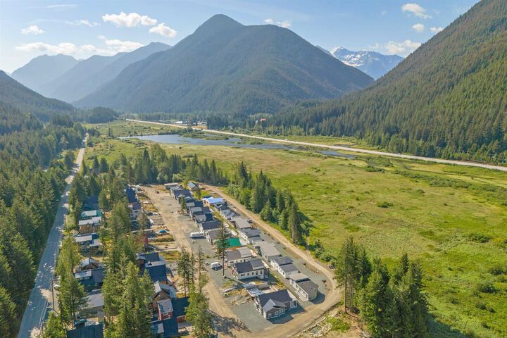 Property Photo: 71429 Grove Boulevard Hg176 BC V0X 1L5