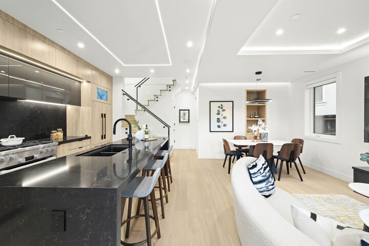 Property Photo: 3466 W 22nd Avenue 1 BC V6S 1J2