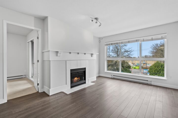 Property Photo:  5500 Lynas Lane 304  BC V7C 5R5 