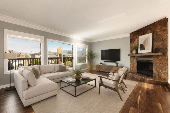 Property Photo: 20898 125 Avenue BC V4R 2M7