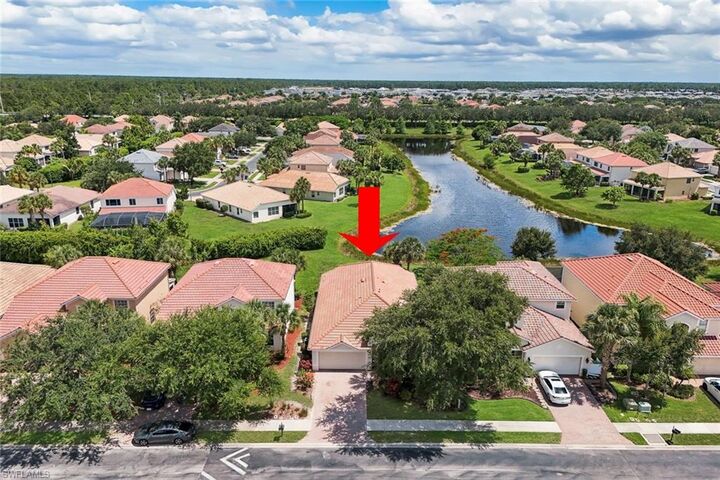 Property Photo:  2010 Fairmont Ln  FL 34120 